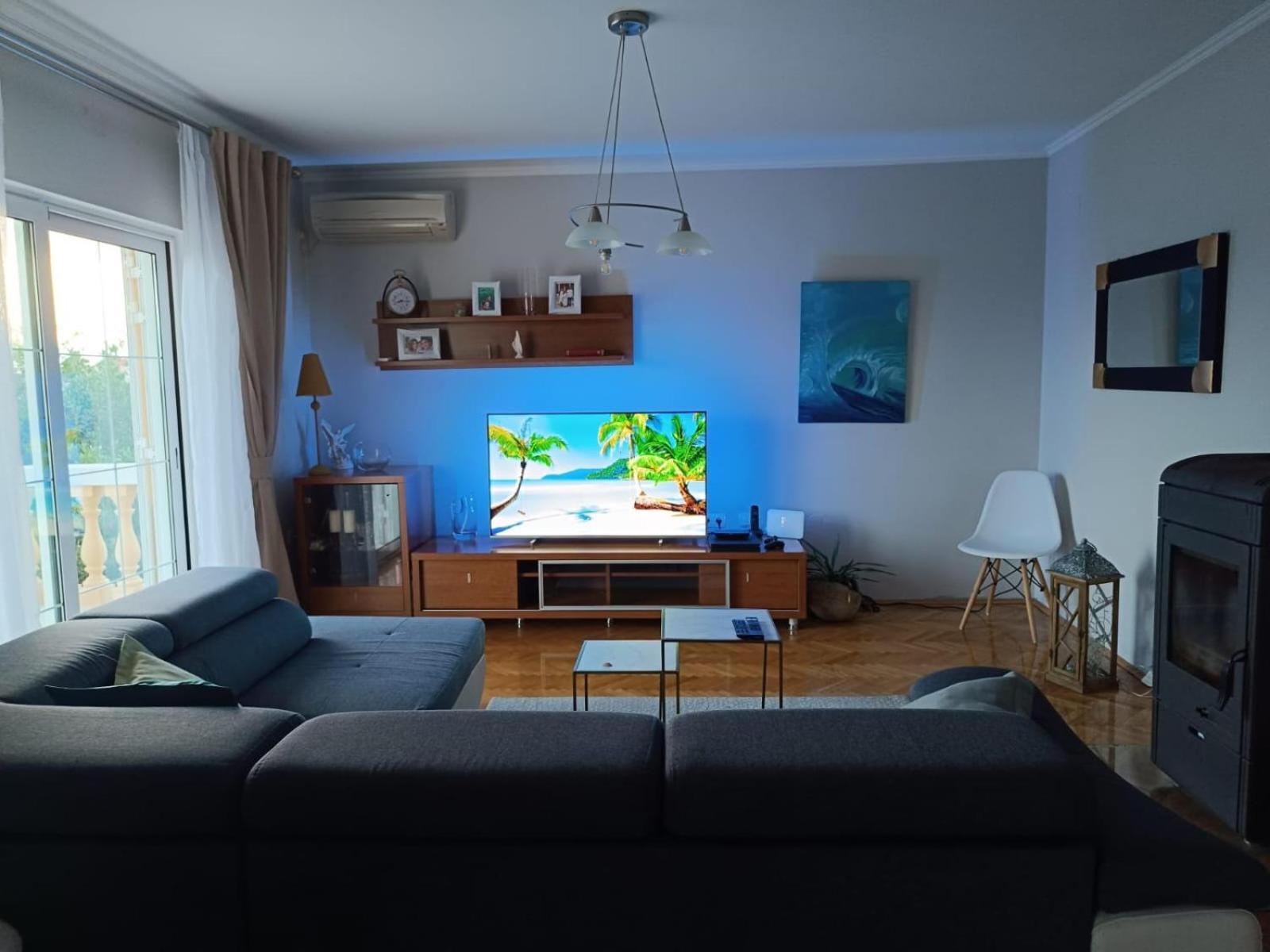 Apartman Haus Maja Banjol Exterior foto